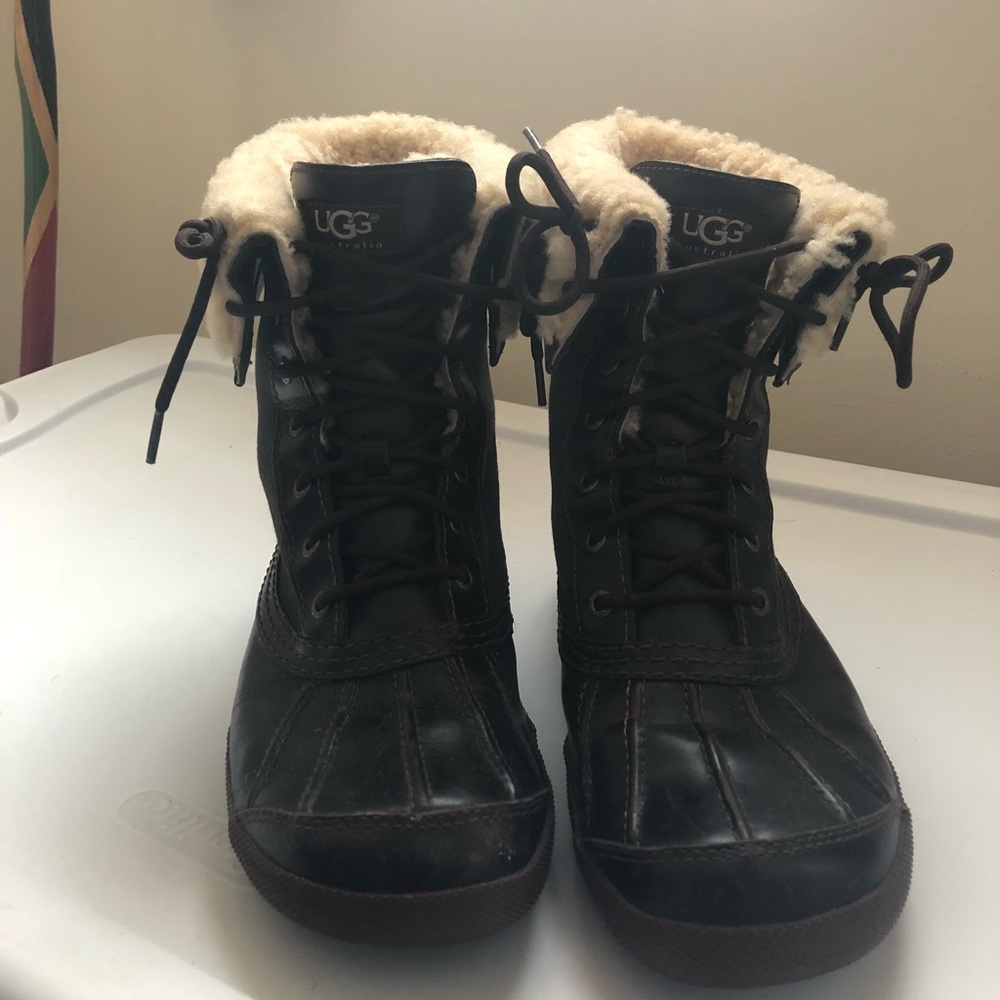 UGG Shearling Boots - Men  Size 9